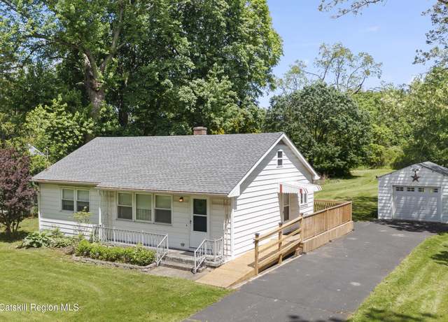 Property at 541 Ny-23b, Hudson, NY 12534, 2 beds, 1 bath