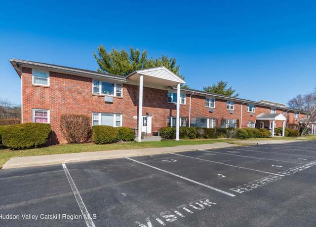 Property at 136 N Chestnut St Unit 1 D, New Paltz, NY 12561, 2 beds, 1 bath