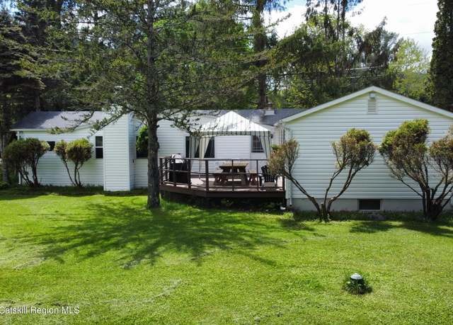 Property at 221 Colgate Rd Rd, East Jewett, NY 12424, 4 beds, 2 baths