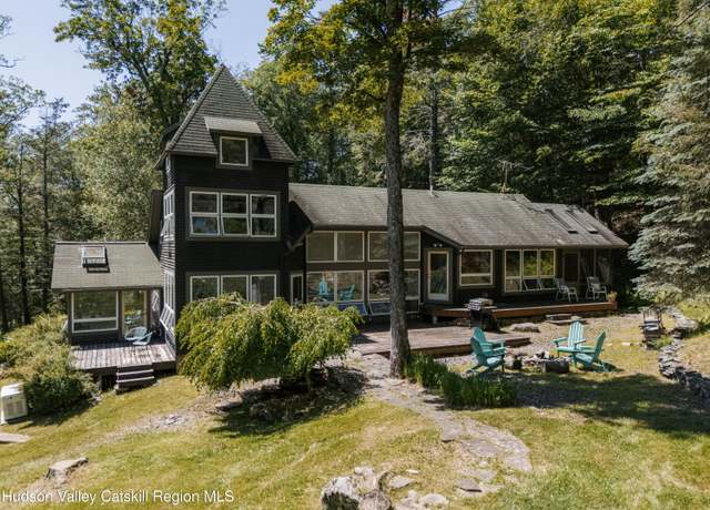 Property at 109 The Middle Way, Mount Tremper, NY 12457, 2 beds, 2.5 baths
