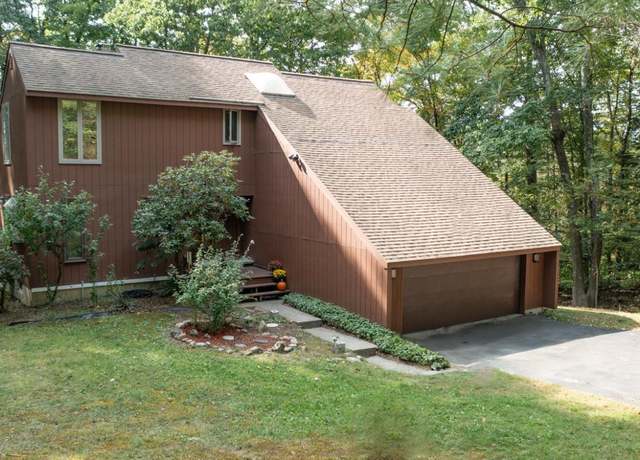 Property at 56 Knollwood Dr, Kinderhook, NY 12130, 3 beds, 1 bath