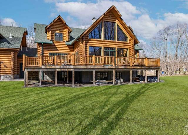 Property at 102 Thunderbird Terrace Ter, Windham, NY 12496, 5 beds, 4.5 baths