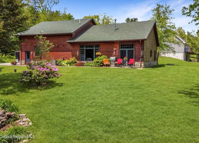 Property at 43 Terns Rd, Haines Falls, NY 12436, 2 beds, 1 bath