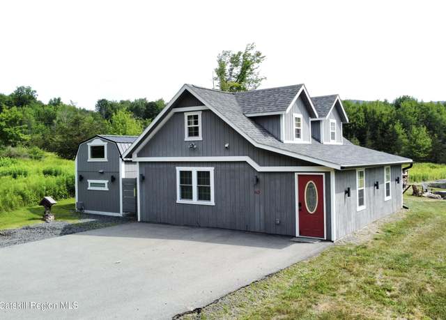 Property at 462 Dent Rd Rd, Prattsville, NY 12468, 2 beds, 1.5 baths