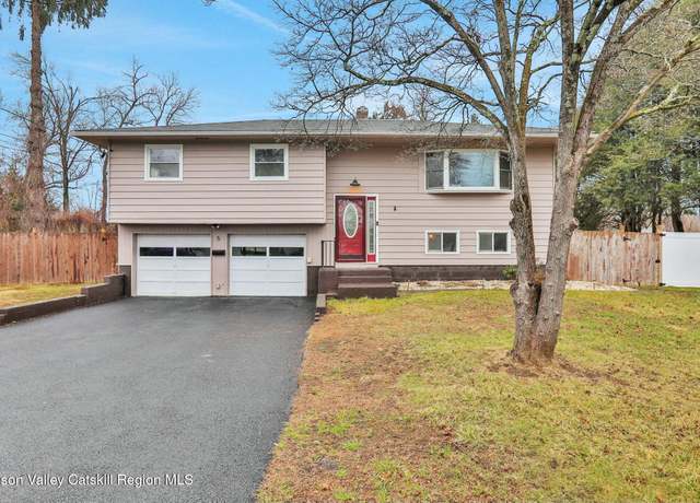Property at 5 Roming Lane Ln, Saugerties, NY 12477, 3 beds, 1.5 baths