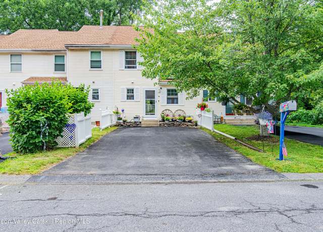 Property at 56 Red Maple Rd, Saugerties, NY 12477, 3 beds, 2 baths