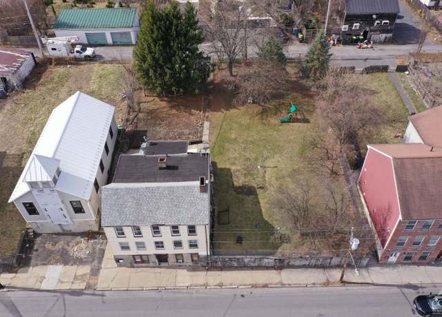 Property at 233 - 235 Columbia St, Hudson, NY 12534, 6 beds