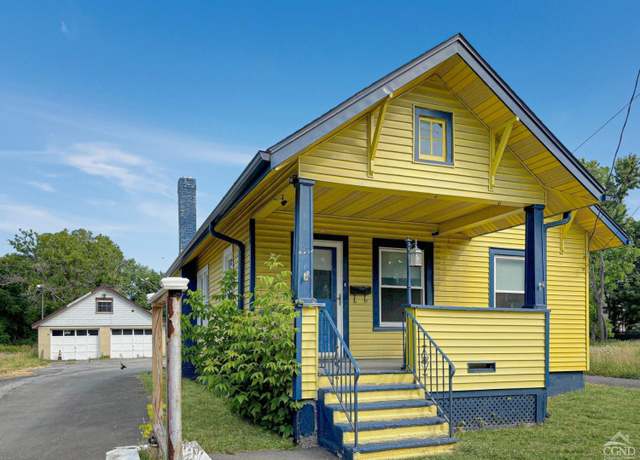 Property at 77 Maple Ave, Catskill, NY 12414, 2 beds, 1 bath
