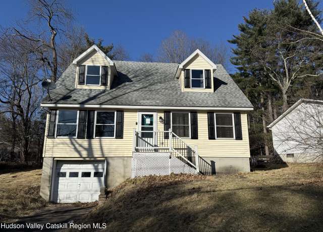 Property at 7 Fairview Dr, Copake, NY 12521, 4 beds, 2 baths
