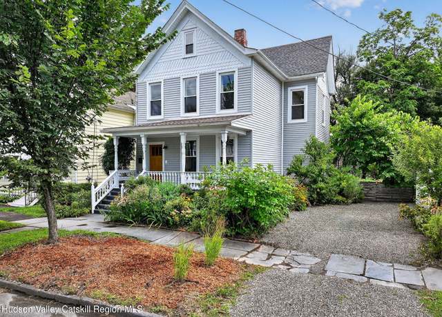 Property at 354 S Wall St, Kingston, NY 12401, 3 beds, 1.5 baths