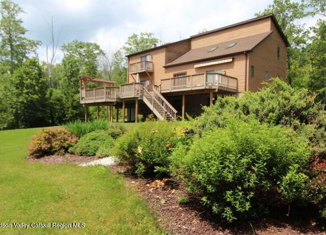 Property at 213 Botti Drive Dr, Hunter, NY 12442, 4 beds, 5 baths
