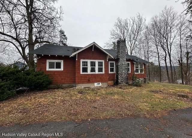 Property at 208 William St, Napanoch, NY 12458, 3 beds, 1 bath