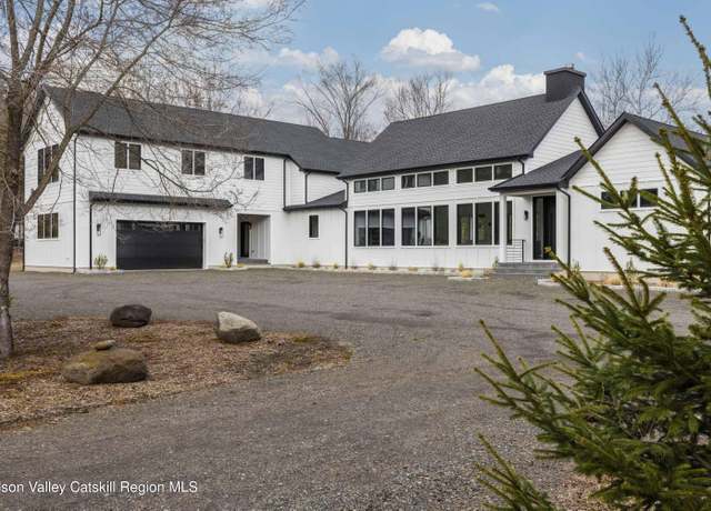 Property at 462 Mettacahonts Rd, Accord, NY 12404, 4 beds, 4 baths