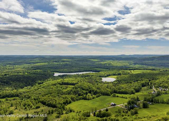 Property at 3 Red Rock Rd, Wawarsing, NY 12489