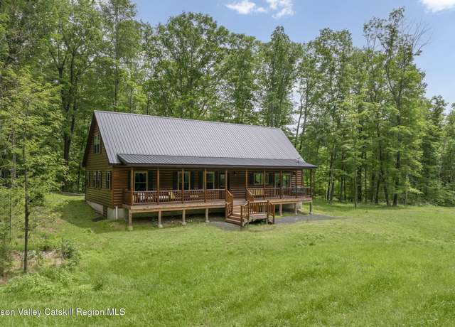 Property at 111 Ridgeway, Catskill, NY 12414, 3 beds, 2 baths