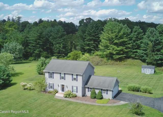 Property at 49 Macintosh Dr, Claverack-red Mills, NY 12534, 4 beds, 3 baths