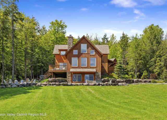 Property at 16 High West Rd, Windham, NY 12496, 5 beds, 4.5 baths