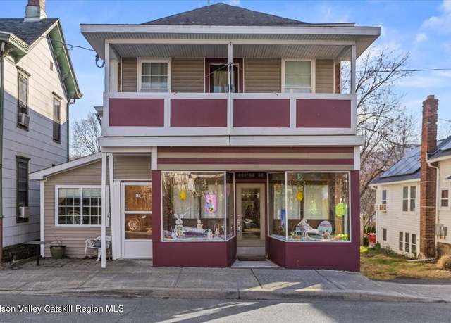Property at 479 Main St, Cairo, NY 12413, 2 beds, 1.5 baths