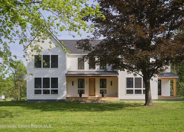 Property at 206 Old Kings Highway Hwy, Stone Ridge, NY 12484, 3 beds, 3.5 baths