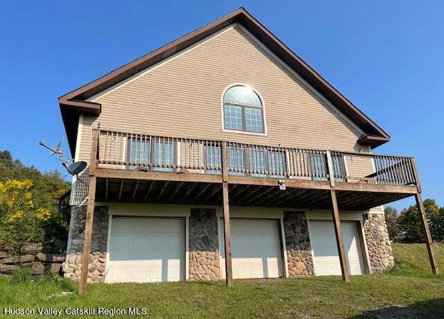 Property at 1563 Tower Mountain Rd, Stamford, NY 12167, 5 beds, 3 baths