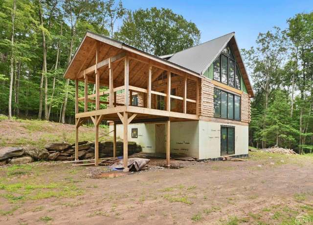 Property at 2731 County Route 10, Ashland, NY 12407, 6 beds, 3 baths