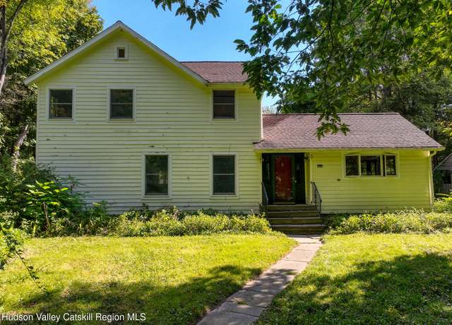 Property at 62 Andrew Ln, Shandaken, NY 12480, 3 beds, 2 baths
