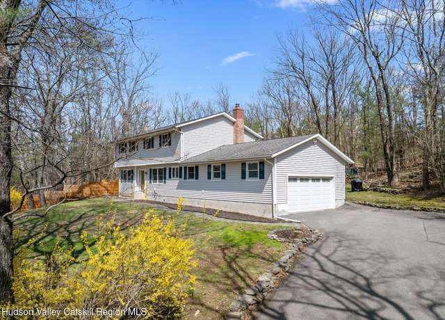 Property at 14 Barbaras Ct, Saugerties, NY 12477, 4 beds, 2.5 baths