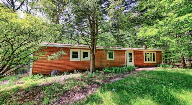 Photo of 221 Jarvis Rd S, Ravena, NY 12143