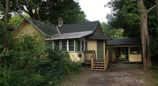 Photo of 6 Pine Grove St, Woodstock, NY 12498