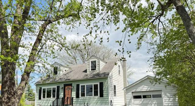 Photo of 424 Joslen Boulevard Blvd, Greenport, NY 12534