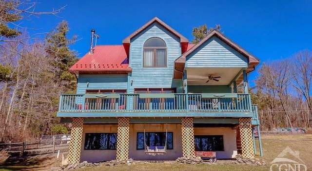 Photo of 7 Spring Hill Ln, Ghent, NY 12075
