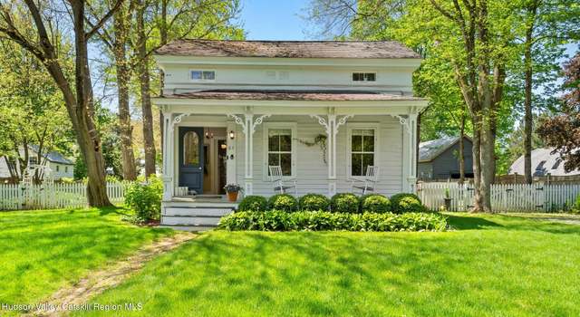 Photo of 63 Albany Ave, Kinderhook, NY 12106