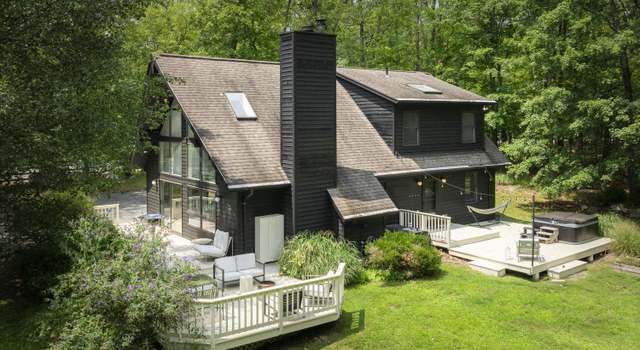 Photo of 16 Autumn Knl, New Paltz, NY 12561