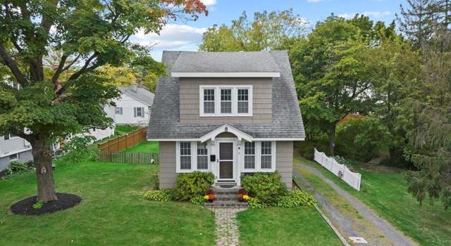 Photo of 9 Greenport Pkwy, Hudson, NY 12534