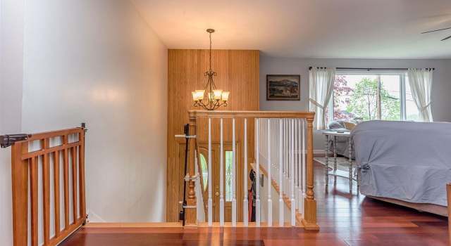Photo of 60 Hillcrest Ave, Kingston, NY 12401