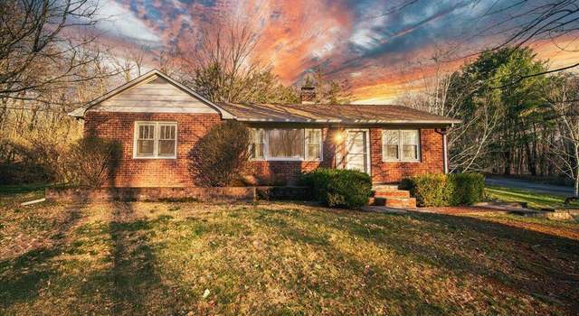 Photo of 14 Howard St, New Paltz, NY 12561
