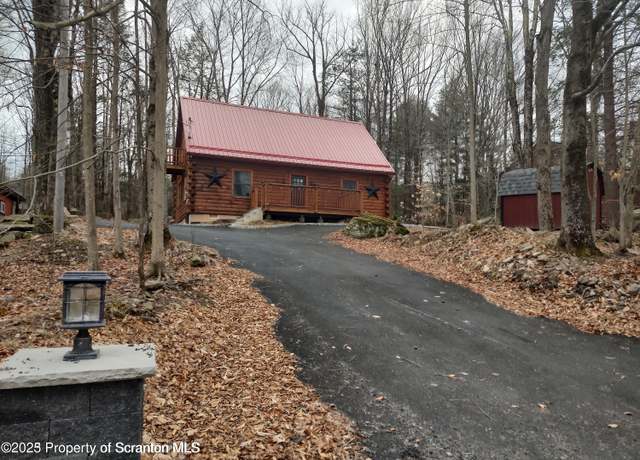 Property at 199 W Lakeview Dr W, Hamlin, PA 18427, 2 beds, 2 baths