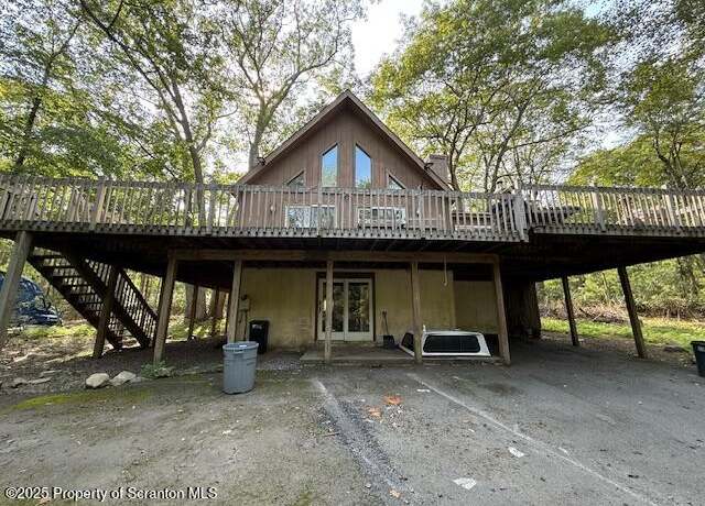 Property at 72 Country Clb, Thornhurst, PA 18424, 4 beds, 3 baths