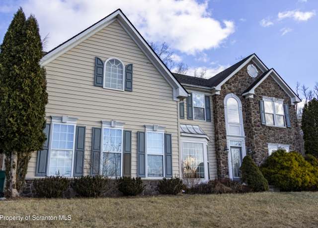 Property at 111 Milestone Dr, East Stroudsburg, PA 18302, 4 beds, 3.5 baths