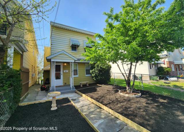 Property at 924 Prospect Ave, Scranton, PA 18505, 3 beds, 2.5 baths
