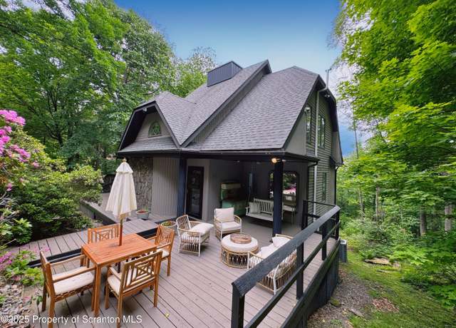 Property at 218 Grouse Hl, North Abington Twp, PA 18414, 4 beds, 2.5 baths