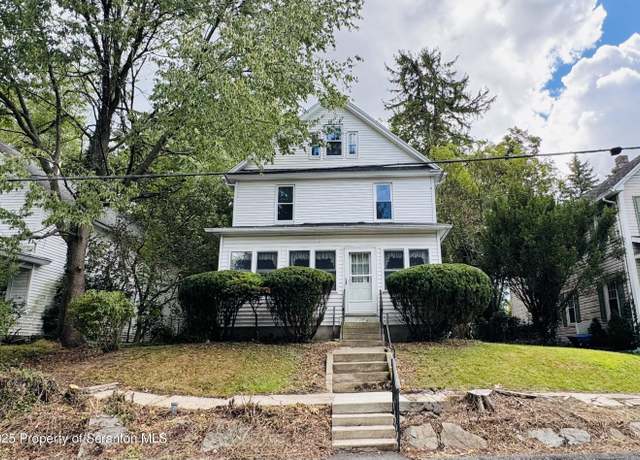 Property at 413 Powell Ave, Clarks Summit, PA 18411, 3 beds, 1.5 baths