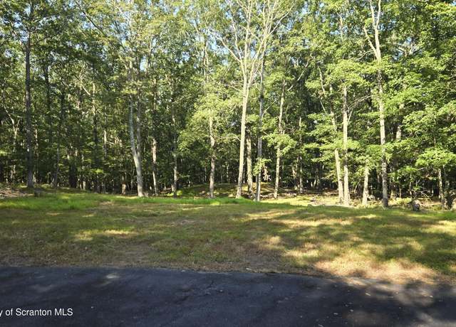 Property at Lot 109 Oriole Ct, Hawley, PA 18428