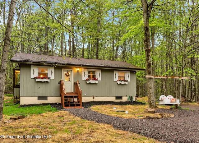 Property at 13 S Lehigh River Dr, Clifton Twp, PA 18424, 3 beds, 1 bath