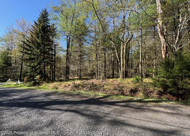 Property at 201 Sharon Ln, Thornhurst, PA 18424