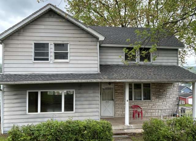 Property at 210 Gorham Ave, Mayfield, PA 18433, 3 beds, 1 bath