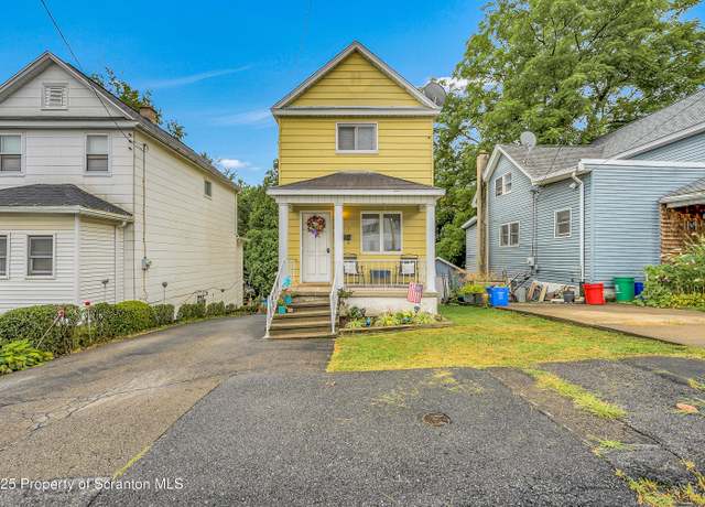 Property at 925 Price St, Dickson City, PA 18519, 2 beds, 1 bath