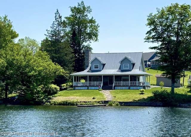 Property at 185 Southpoint Rd, Montrose, PA 18801, 3 beds, 2.5 baths