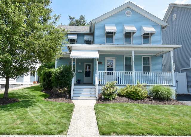 Property at 1308 Eynon St Unit L40, Scranton, PA 18504, 3 beds, 1.5 baths
