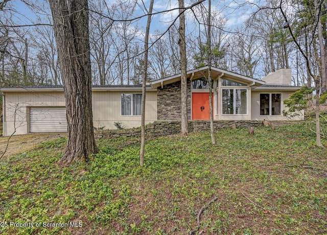 Property at 119 Woodcrest Dr, Tunkhannock, PA 18657, 3 beds, 3 baths